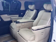 2021 Toyota Vellfire Hybrid 2.5L HV Supreme, белый — фото 8