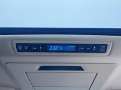 2021 Toyota Vellfire Hybrid 2.5L HV Supreme, белый — фото 16