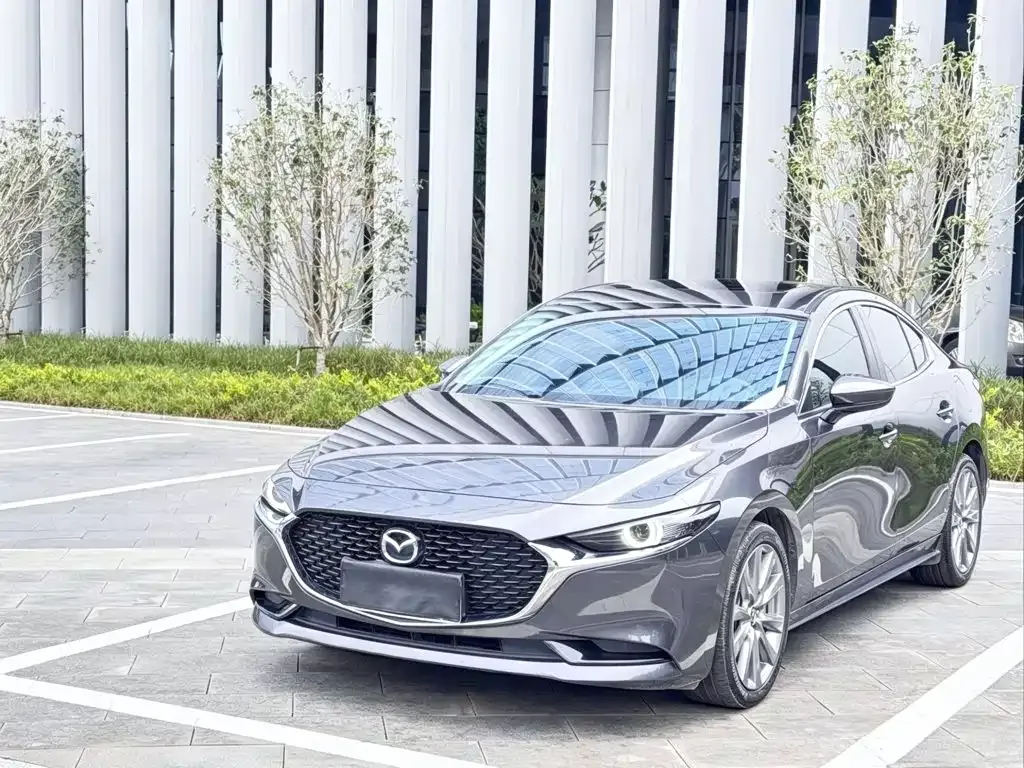 2022 Mazda 3 2.0L AT