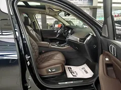 2022 BMW X5 xDrive 30Li M, чёрный — фото 9