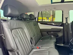 2021 Volkswagen Touron 330TSI 2WD Luxury, чёрный — фото 10