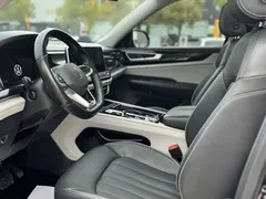 2021 Volkswagen Teramont 380TSI 4WD Luxury, чёрный — фото 13