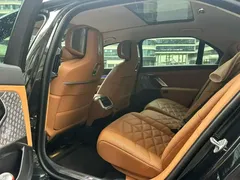 2023 BMW 7 Series 740Li Leading Luxury Package, чёрный — фото 6