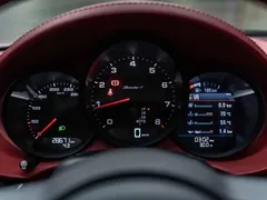 2022 Porsche 718 Boxster T 2.0T — фото 12