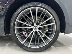 2023 BMW 5 Series 5 530Li M, чёрный — фото 22