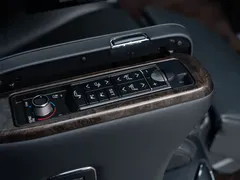 2021 Toyota Alphard Hybrid 2.5L Premium, чёрный — фото 22
