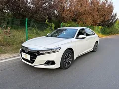 2022 Honda Accord Hybrid 2.0L, белый — фото 1