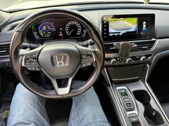 2022 Honda Accord Hybrid 2.0L, белый — фото 10