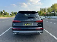 2021 Audi Q7 55 TFSI quattro S line, чёрный — фото 5