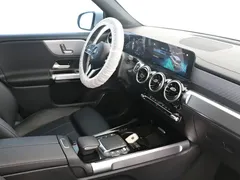 2022 Mercedes-Benz GLB 200, белый — фото 7