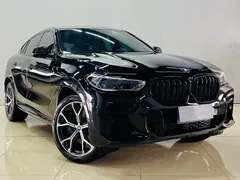 2022 BMW X6, чёрный — фото 3