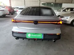 2022 Changan UNI-V 1.5T Premium — фото 6