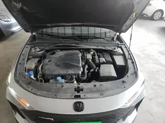 2022 Changan UNI-V 1.5T Premium — фото 20