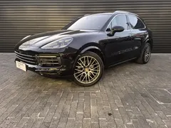 2022 Porsche Cayenne 3.0T Platinum, чёрный — фото 1
