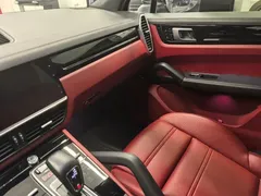 2022 Porsche Cayenne 3.0T Platinum, чёрный — фото 16