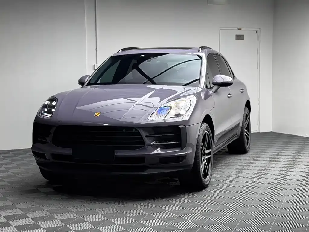 2021 Porsche Macan 2.0T