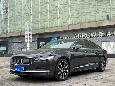 2023 Volvo S90