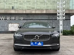 2023 Volvo S90 — фото 2