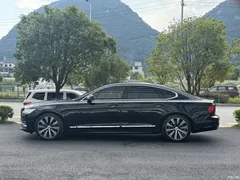 2024 Volvo S90 B5 Zhiyuan Luxury, чёрный — фото 3