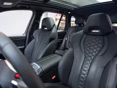 2022 BMW X5 M, чёрный — фото 16
