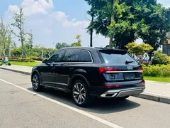 2022 Audi Q7 55 TFSI quattro S line, чёрный — фото 9