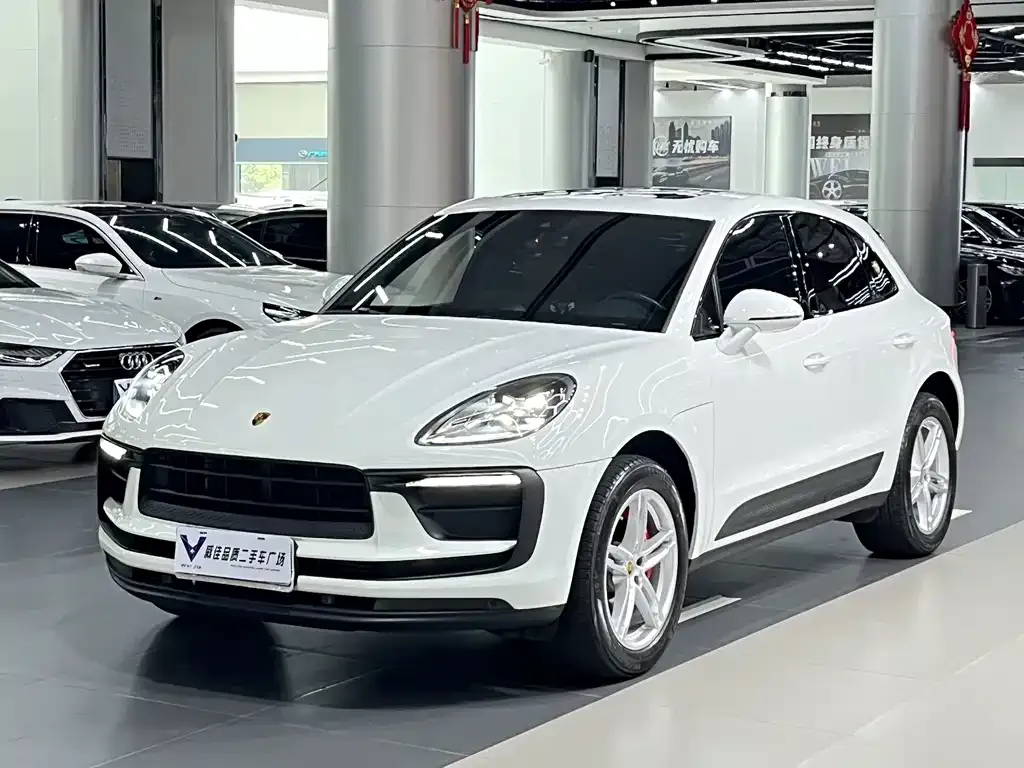 2022 Porsche Macan 2.0T
