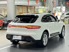 2022 Porsche Macan 2.0T, белый — фото 7
