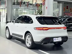 2022 Porsche Macan 2.0T, белый — фото 9