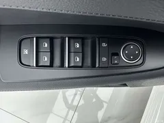 2023 Kia K3 1.5L CVT Luxury, белый — фото 12