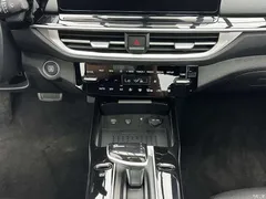 2023 Kia K3 1.5L CVT Luxury, белый — фото 16