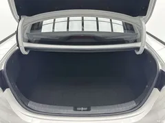 2023 Kia K3 1.5L CVT Luxury, белый — фото 18