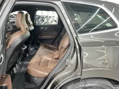 2022 Volvo XC60 B5 4WD Zhiyi Luxury — фото 6