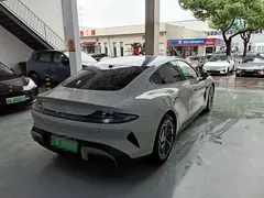 2026 Xiaomi SU7 RWD Standard — фото 13