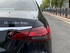 2022 Mercedes-Benz E-Class E 350 e L, чёрный — фото 12