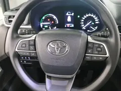 2023 Toyota Granvia 2.5L Hybrid Comfort, чёрный — фото 6