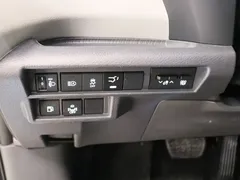 2023 Toyota Granvia 2.5L Hybrid Comfort, чёрный — фото 12