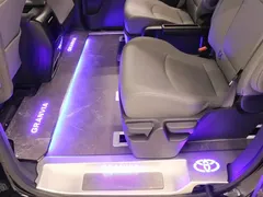 2023 Toyota Granvia 2.5L Hybrid Comfort, чёрный — фото 19