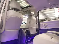 2023 Toyota Granvia 2.5L Hybrid Comfort, чёрный — фото 21