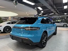 2022 Porsche Macan 2.0T, синий — фото 8
