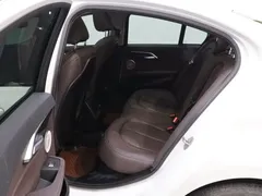 2021 BMW 1 Series 1 120i M, белый — фото 12