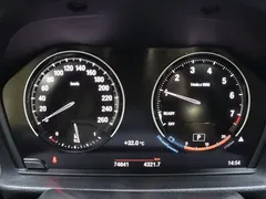 2021 BMW 1 Series 1 120i M, белый — фото 13
