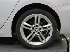 2021 BMW 1 Series 1 120i M, белый — фото 21