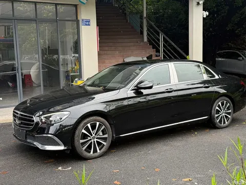 2023 Mercedes-Benz E-Class New Energy E 350 e L plug-in hybrid sedan