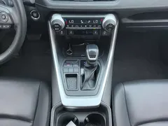 2023 Toyota RAV4 2.0L CVT 2WD Plus, белый — фото 16