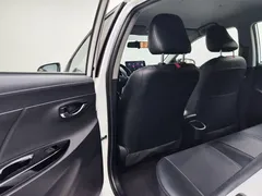 2022 Toyota Yaris L Zhixuan X 1.5L CVT PLUS, белый — фото 8