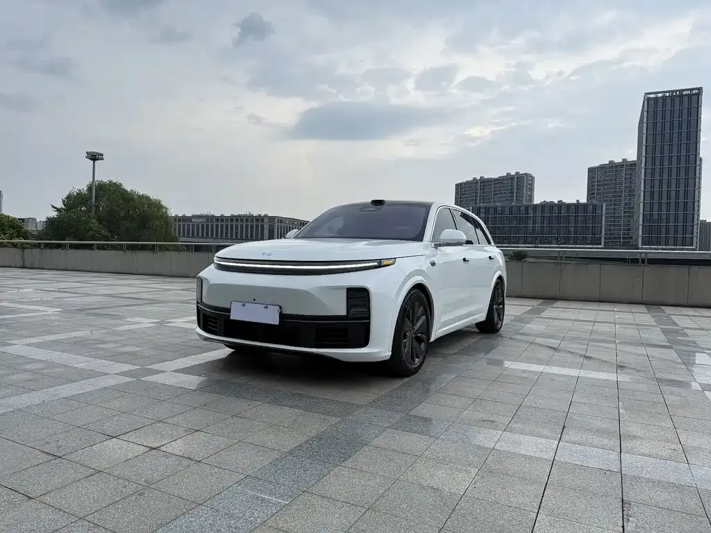 2025 Li Auto L7 Max