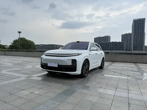 2025 Li Auto L7 Max