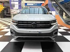 2021 Volkswagen Tacqua 1.5L AT, белый — фото 2