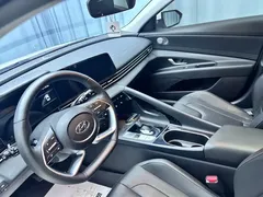 2022 Hyundai Elantra 1.5L CVT LUX Premium, белый — фото 10