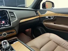 2023 Volvo XC90 B5 Zhixing Luxury 5-seater, чёрный — фото 15